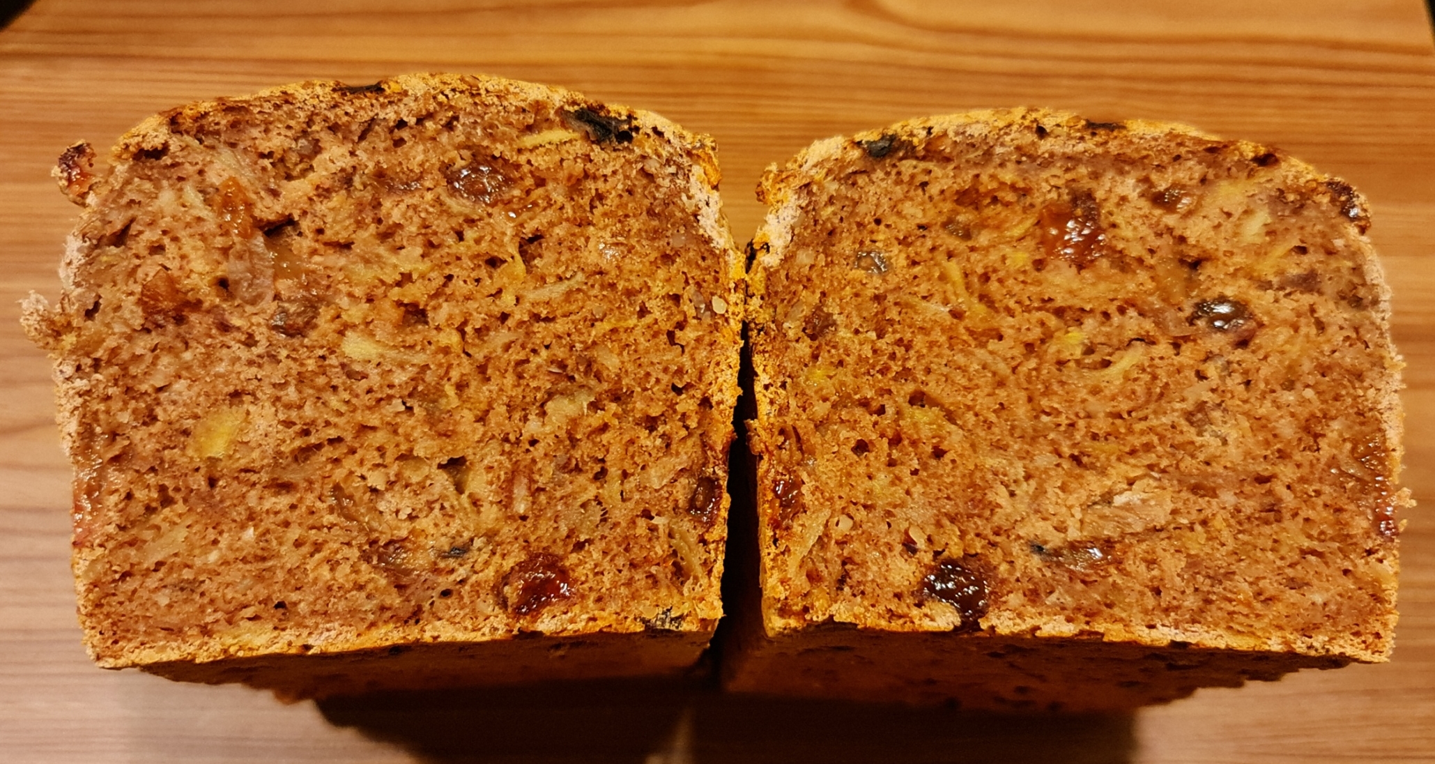Apple bread