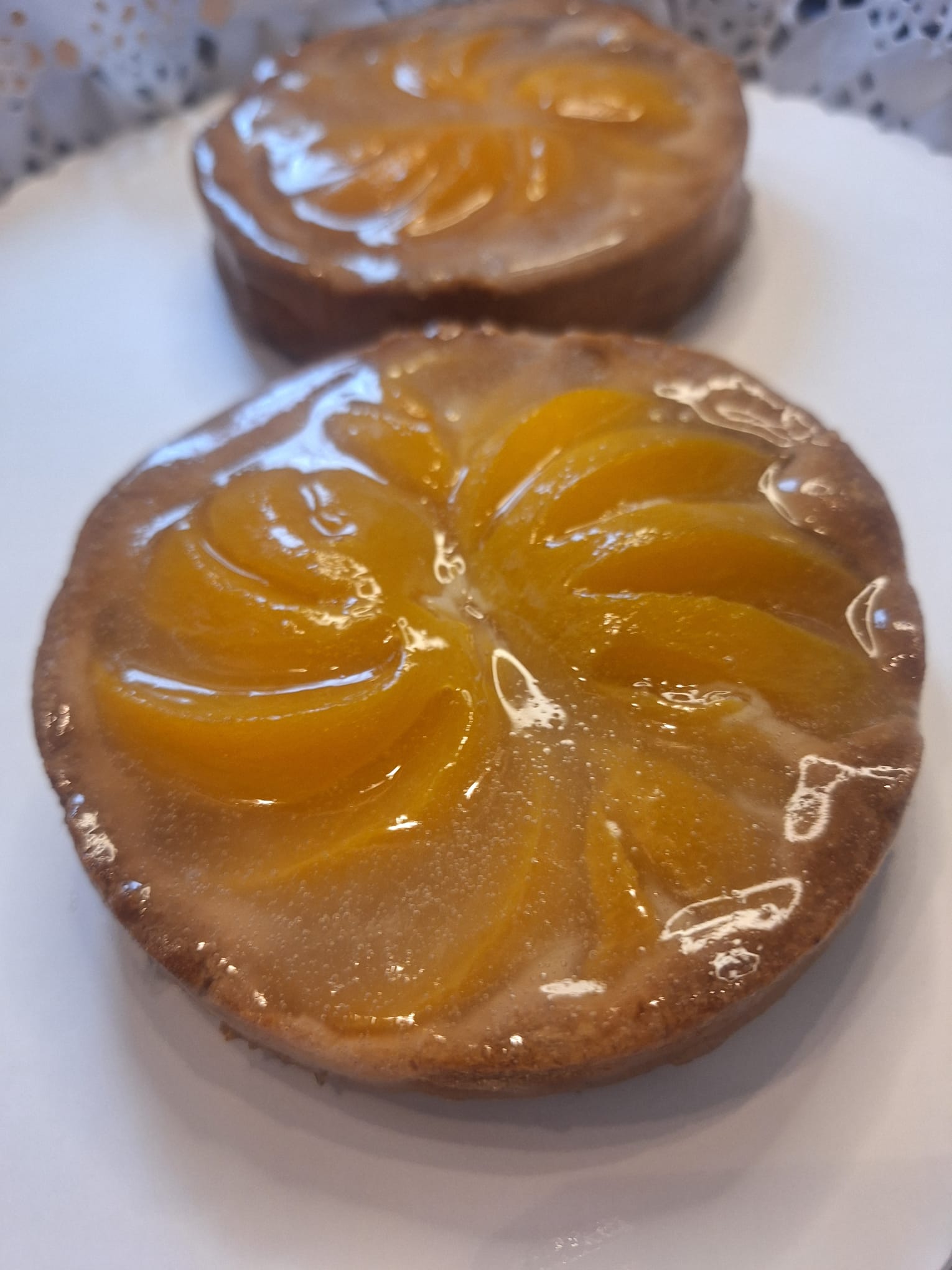 Apricot Cake with Shortcrust Pastry Dream