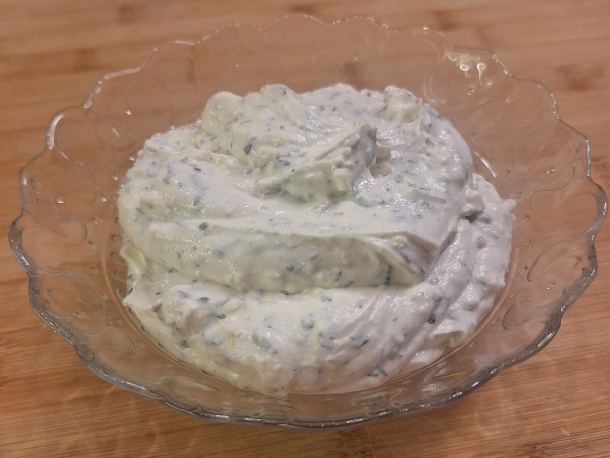Feta-Yogurt Dip with Lemon