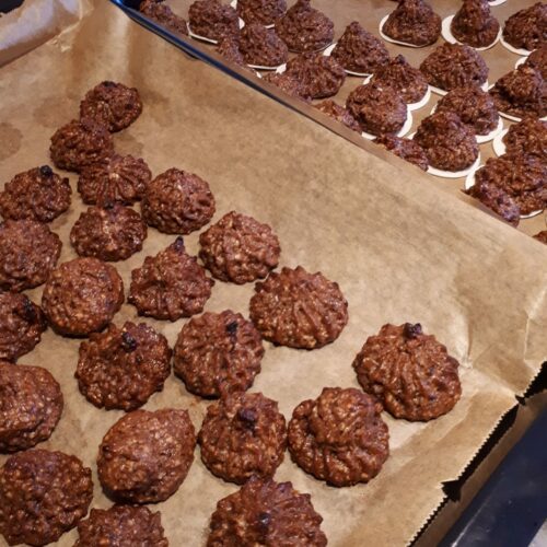 Nut Macaroons